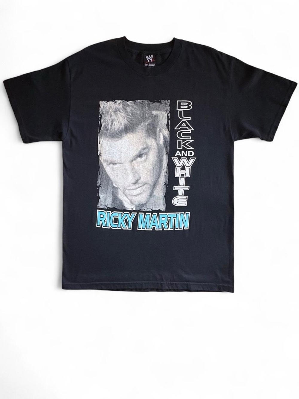 y2k Ricky Martin Black and White 2007 Tour Tee WWE Tag Large
